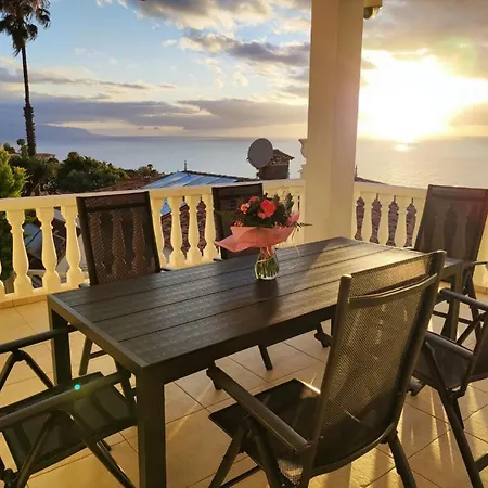 Carioca - With Private Pool, Marvelous Garden And Amazing Ocean View Villa El Sauzal