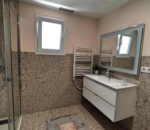 Villa Carioca - With Private Pool, Marvelous Garden And Amazing Ocean View El Sauzal